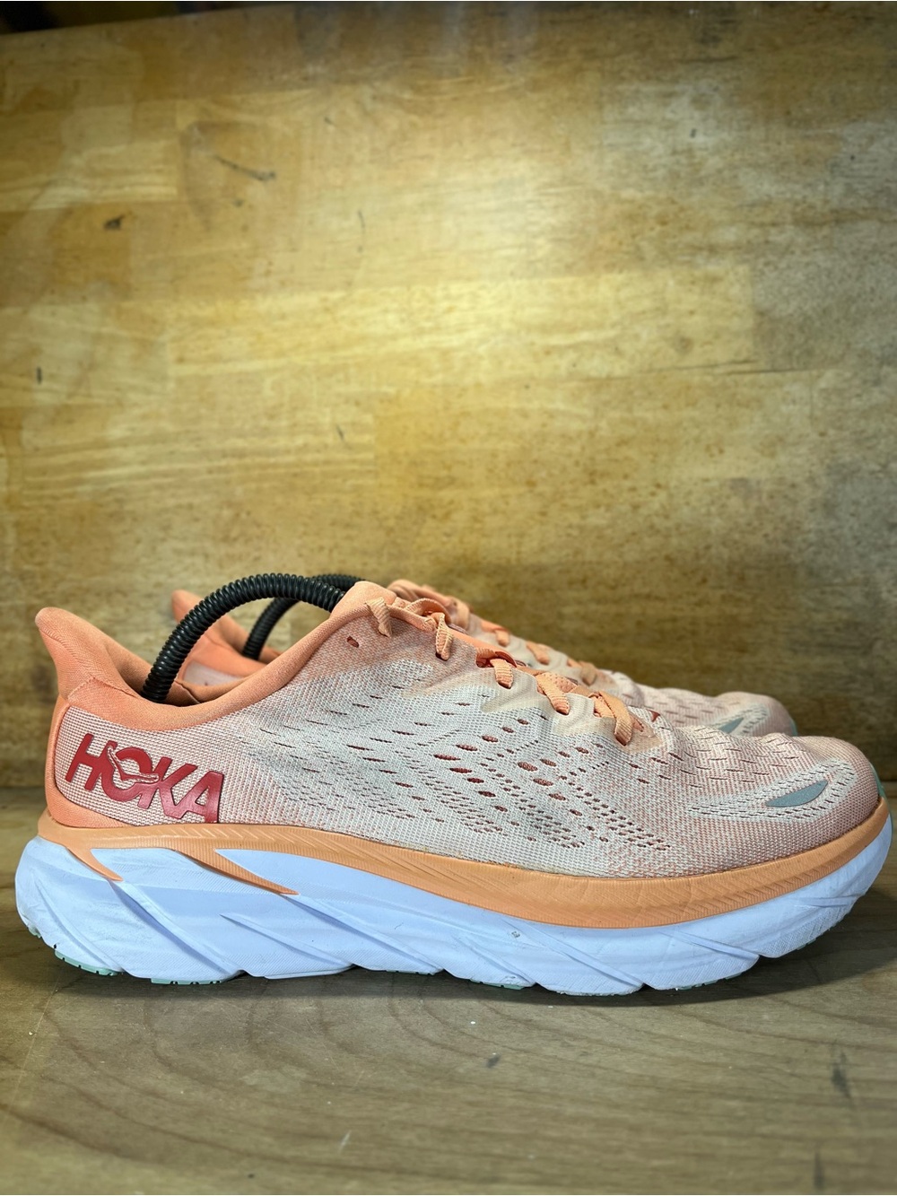 Hoka One One Clifton 8 Womens Size 10.5 Running Shoes Sneakers Cantaloupe